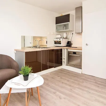 公寓 Beautiful In Sete With Kitchen *