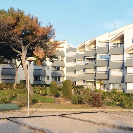 Beautiful In Sete With Kitchen 梅兹