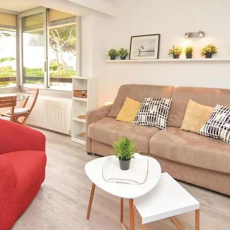 Beautiful In Sete With Kitchen *