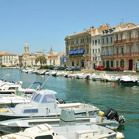 Apartment Beautiful In Sete With Kitchen *