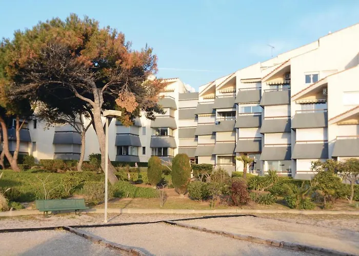 Stunning In Sete With Wifi Sète