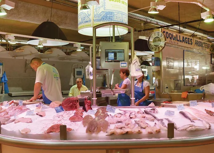 Stunning In Sete With Wifi Apartman Sète